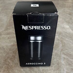 Nespresso Aeroccino 3 in Elegant Black